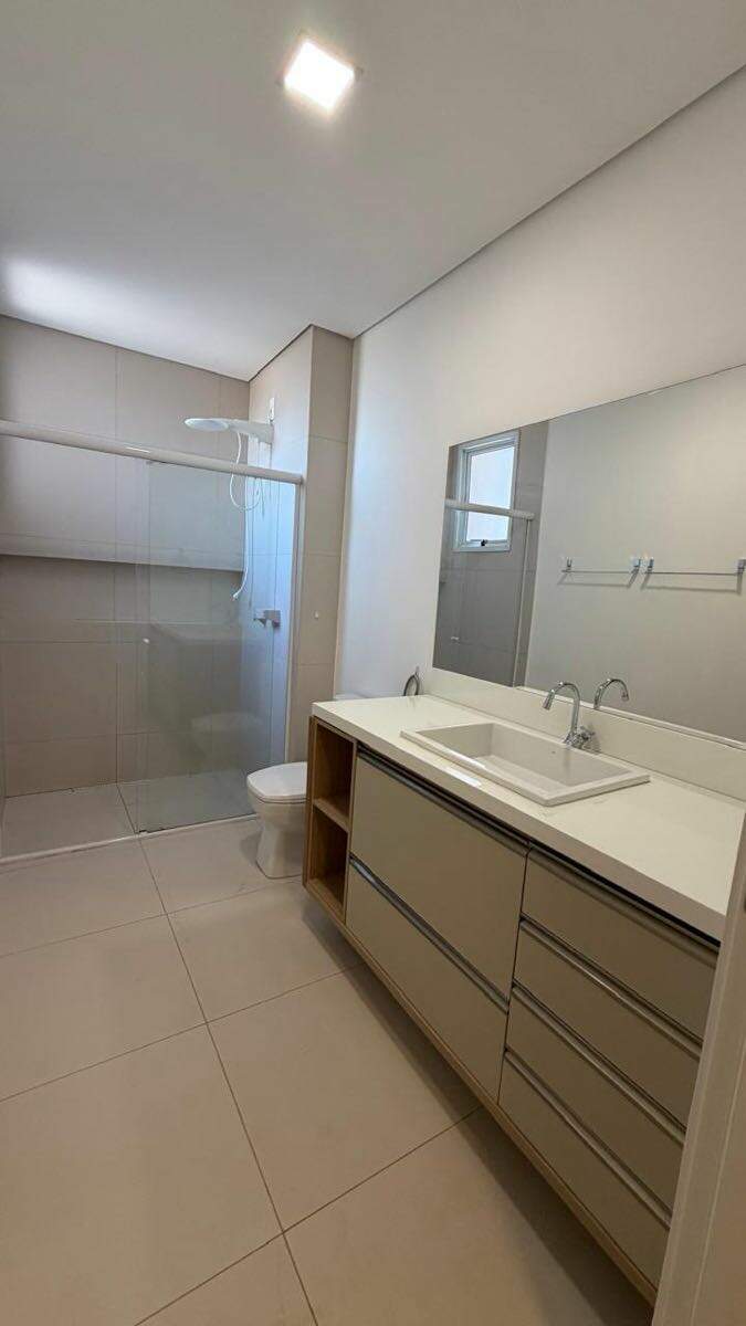 Apartamento para aluguel no Parque Sagrada Família: 