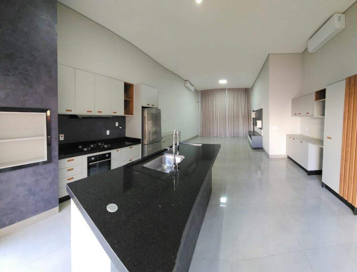 Casa para aluguel no Condomínio Villa Toscana - Região Horto: 