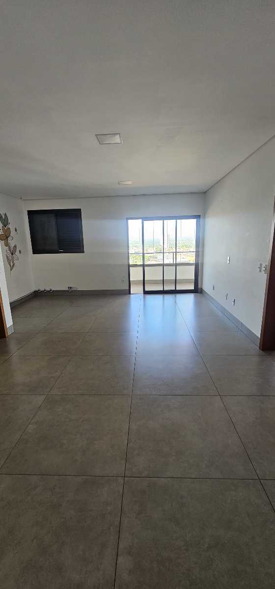 Apartamento à venda no Edifício Boulevard Paulista - Próx. Shopping : 
