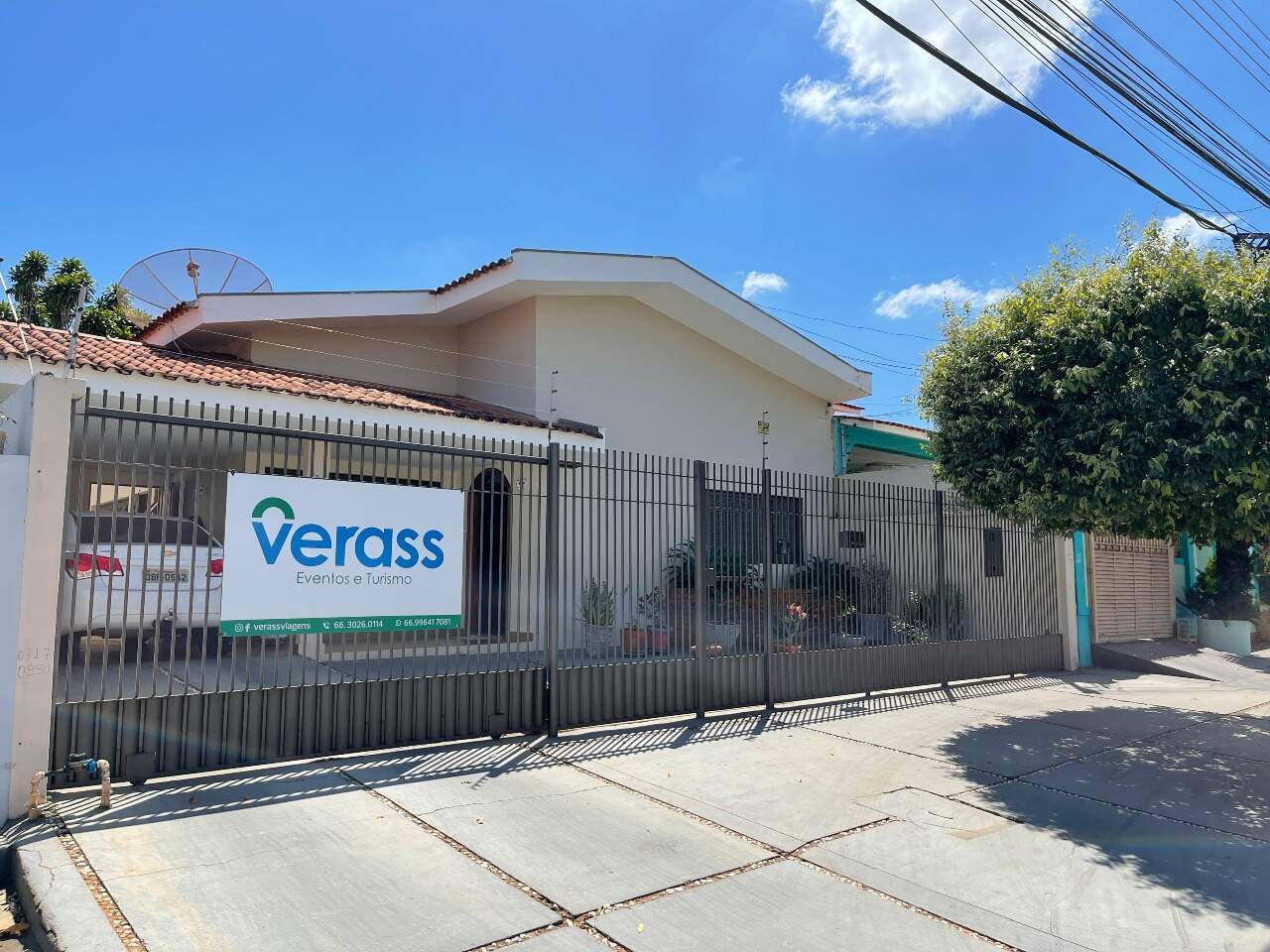 Casa à venda no Santa Cruz: fachada