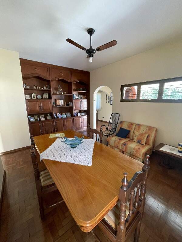 Casa à venda no Santa Cruz: sala de jantar