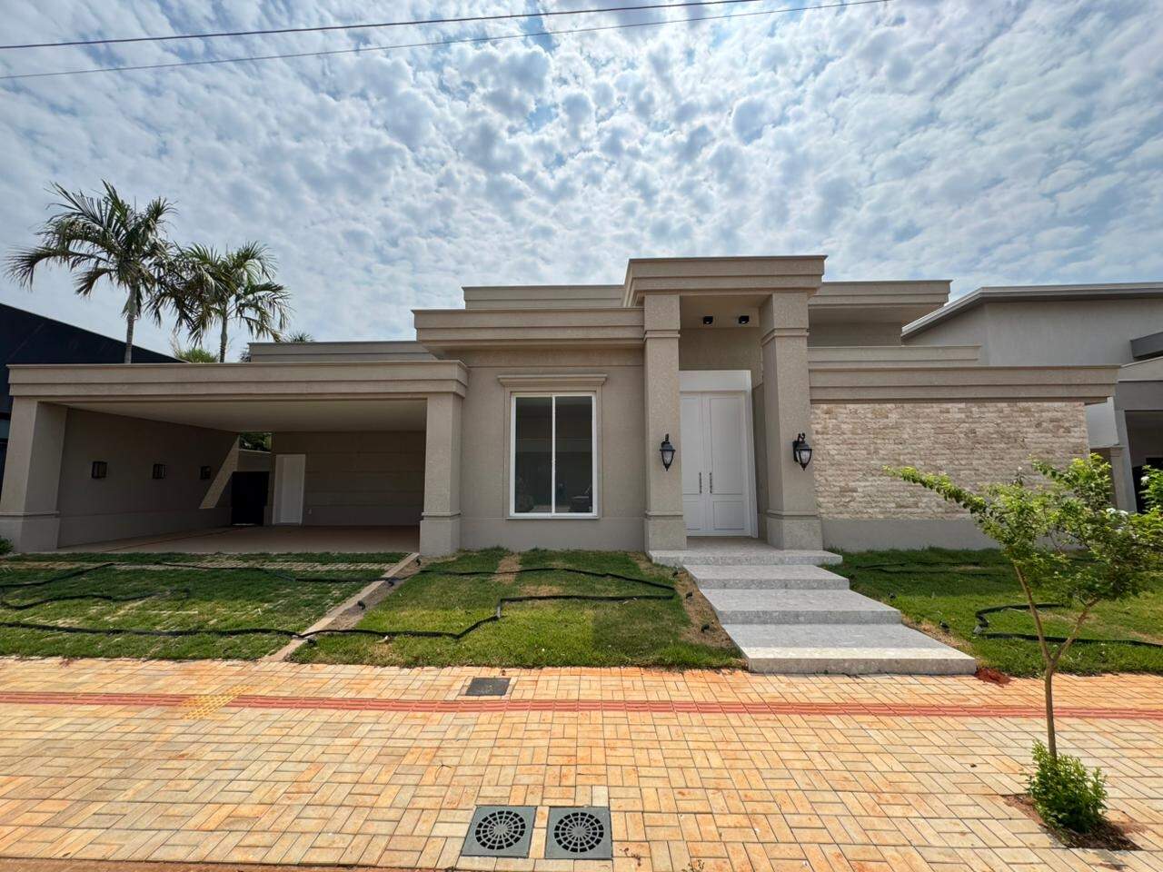 Casa à venda no Jardim Royal Boulevard do Cerrado: 