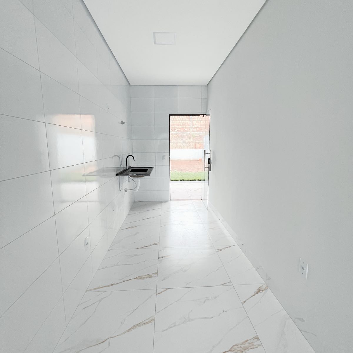 Casa à venda no Jardim Santa Barbara: 