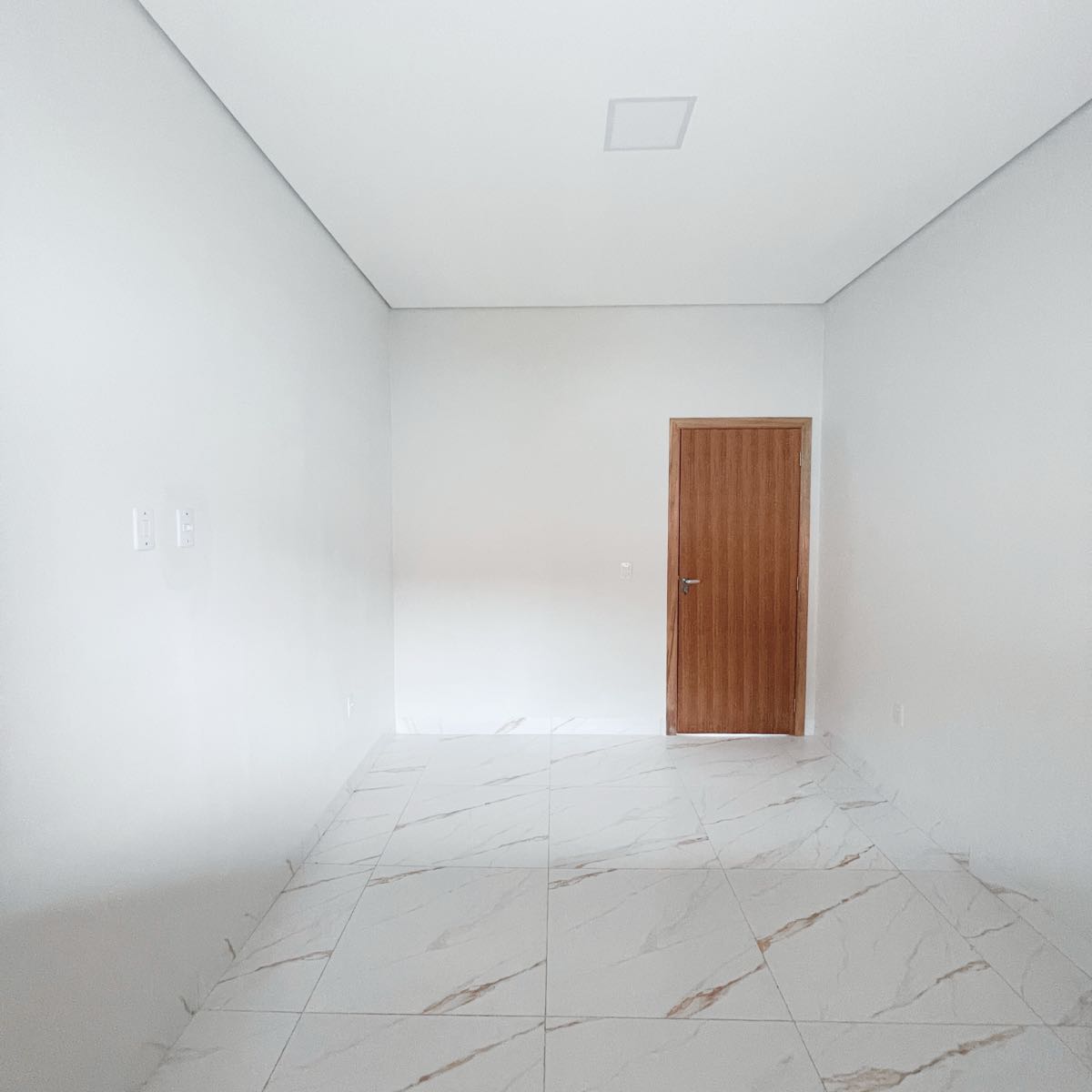 Casa à venda no Jardim Santa Barbara: 