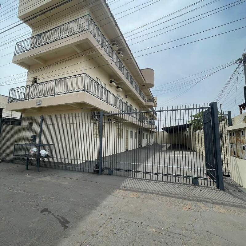 Kitnet para aluguel no Jardim Serra Dourada I: 