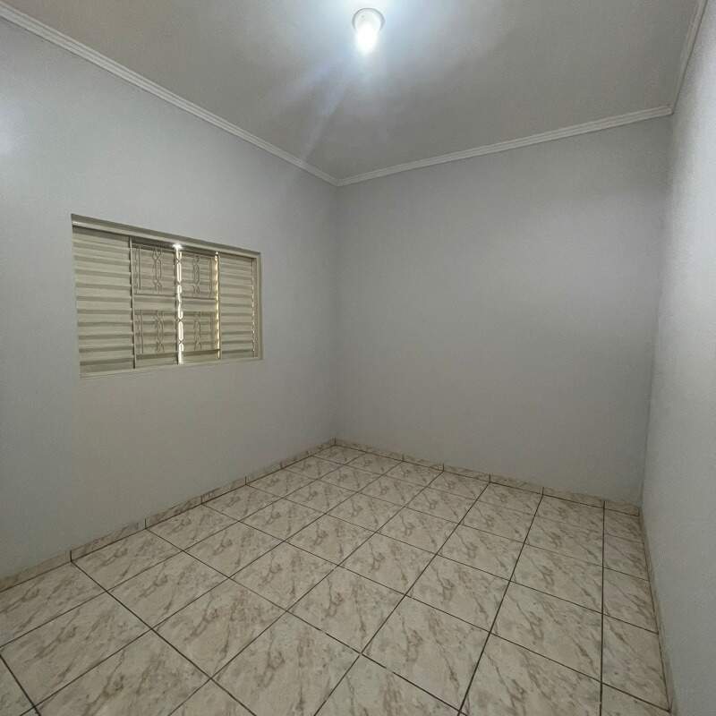 Kitnet para aluguel no Jardim Serra Dourada I: 