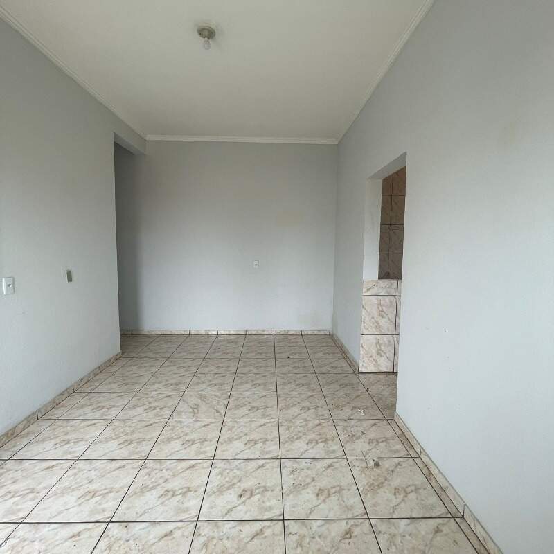 Kitnet para aluguel no Jardim Serra Dourada I: 