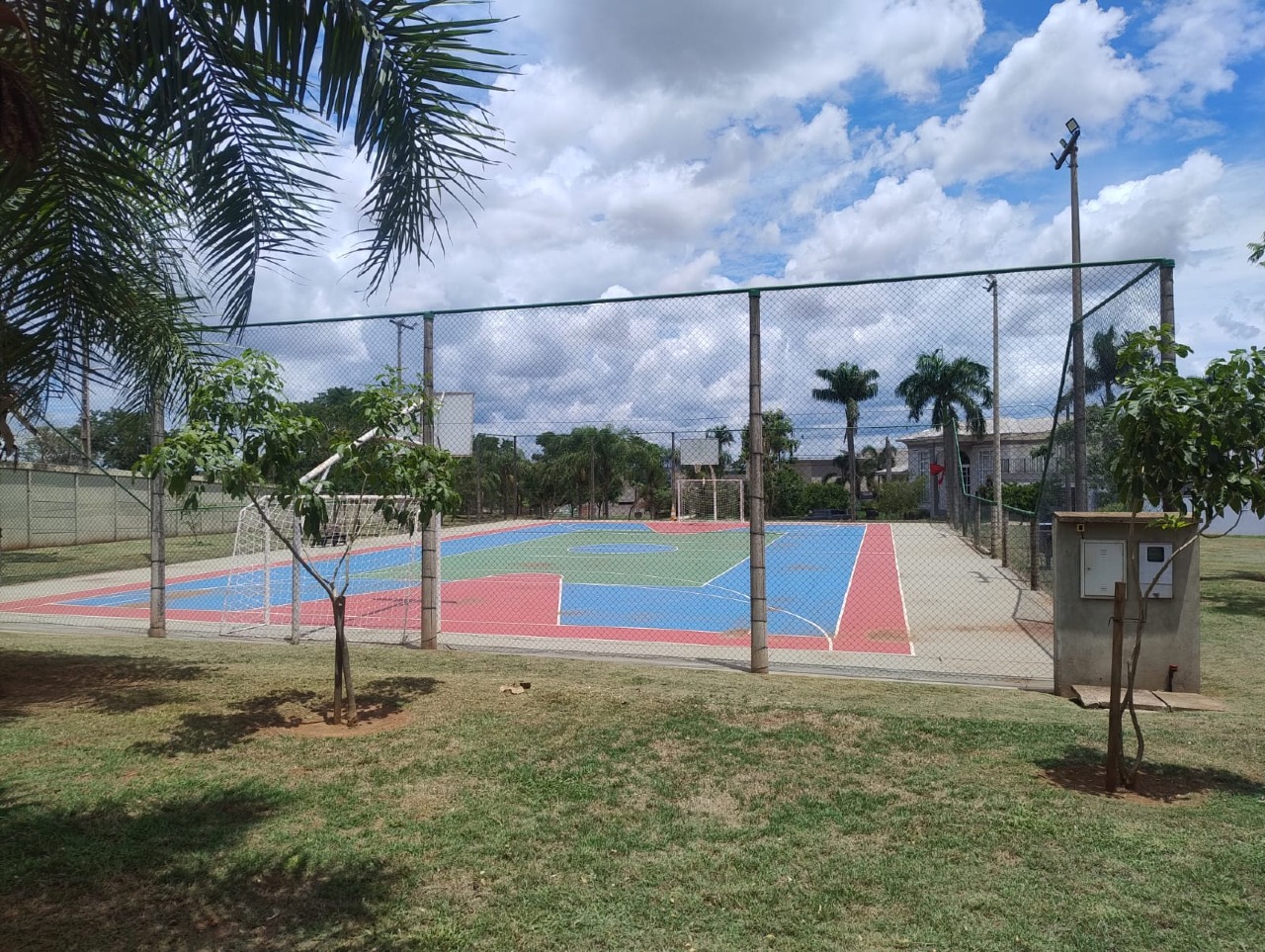 Lote em condomínio à venda no Condomínio do Bosque II: 