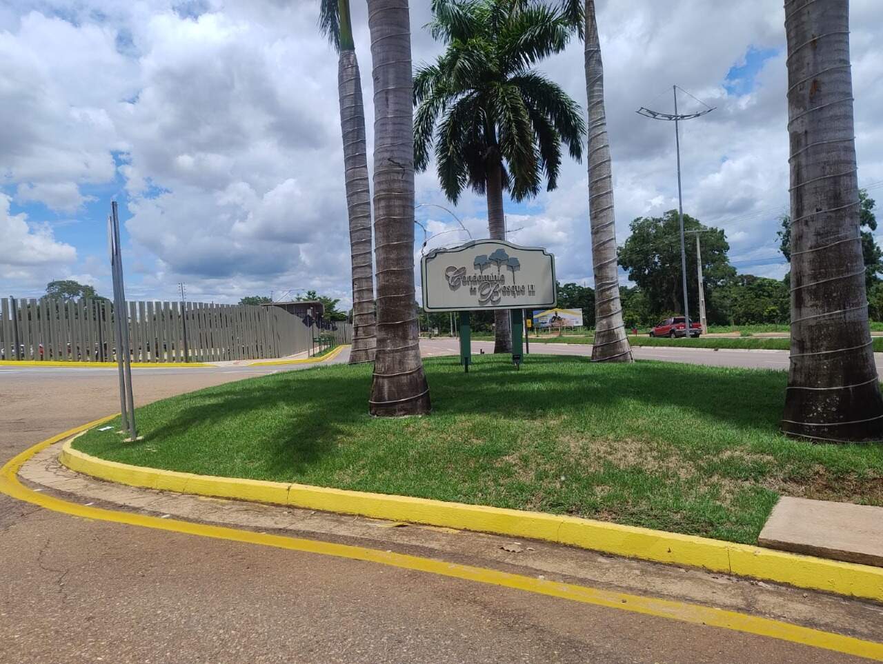 Lote em condomínio à venda no Condomínio do Bosque II: 