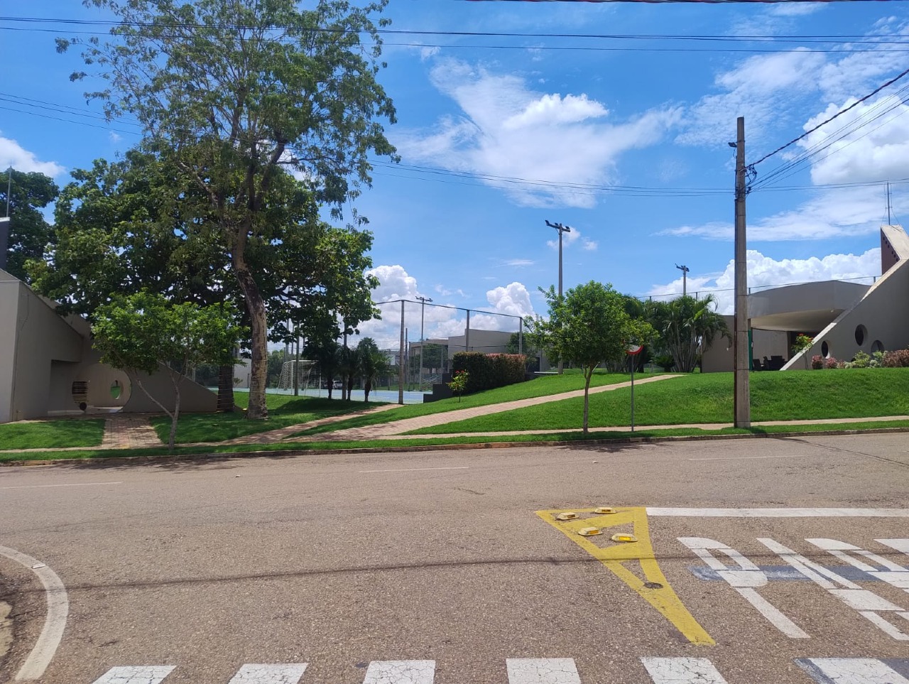 Lote em condomínio à venda no Condomínio do Bosque II: 