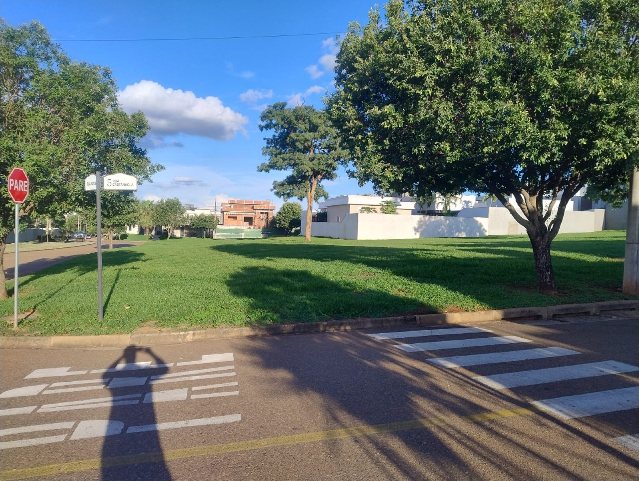 Lote em condomínio à venda no Condomínio do Bosque II: 