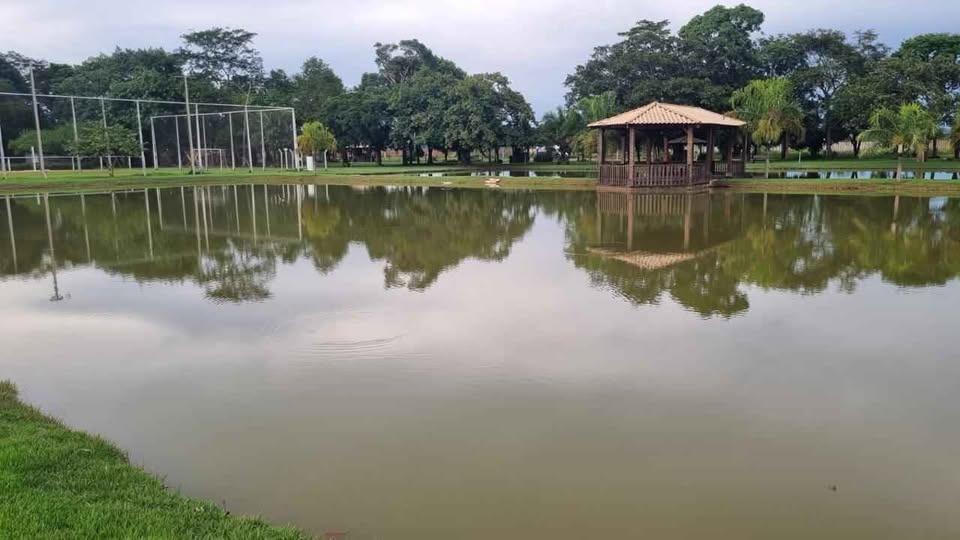 Lote em condomínio à venda no Condomínio Thermas GranRio: 
