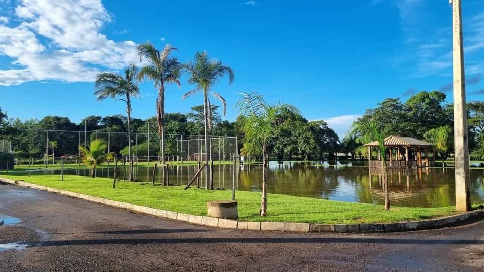 Lote em condomínio à venda no Condomínio Thermas GranRio: 