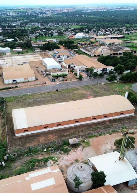 Galpão para aluguel no Distrito Industrial: 