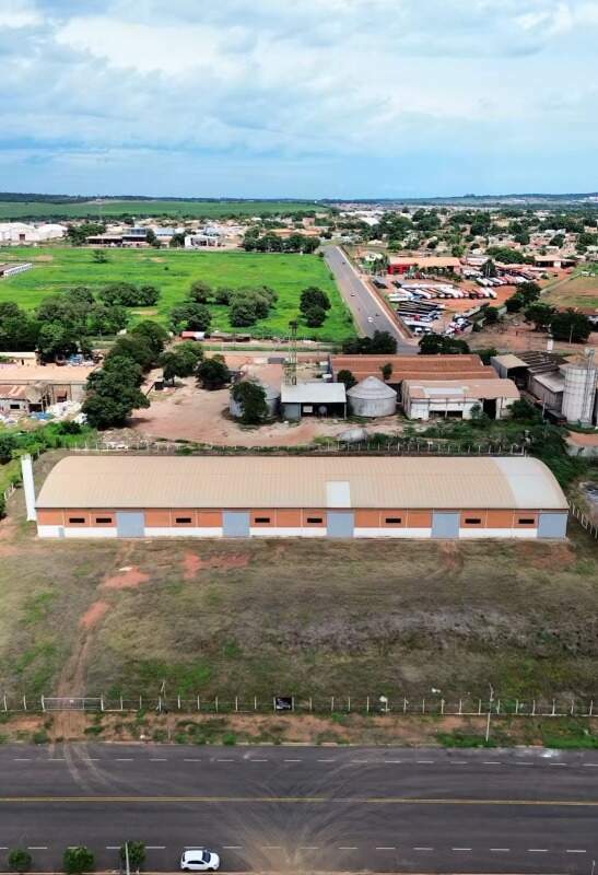 Galpão para aluguel no Distrito Industrial: 