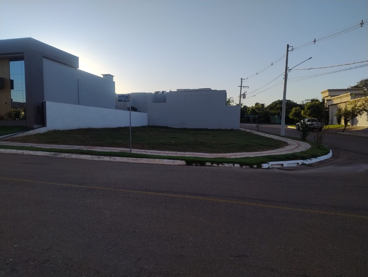 Lote em condomínio à venda no Condomínio Villa Toscana - Região Horto: 