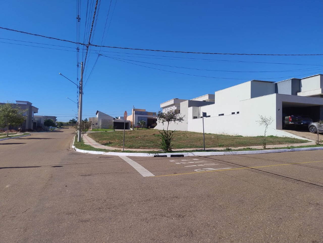 Lote em condomínio à venda no Condomínio Villa Toscana - Região Horto: 