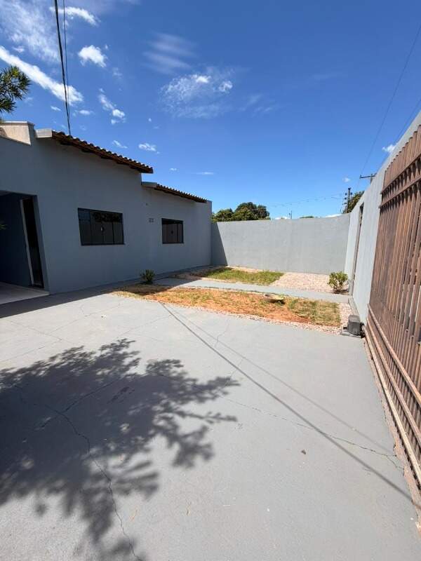 Casa à venda no Parque Residencial Universitário: 