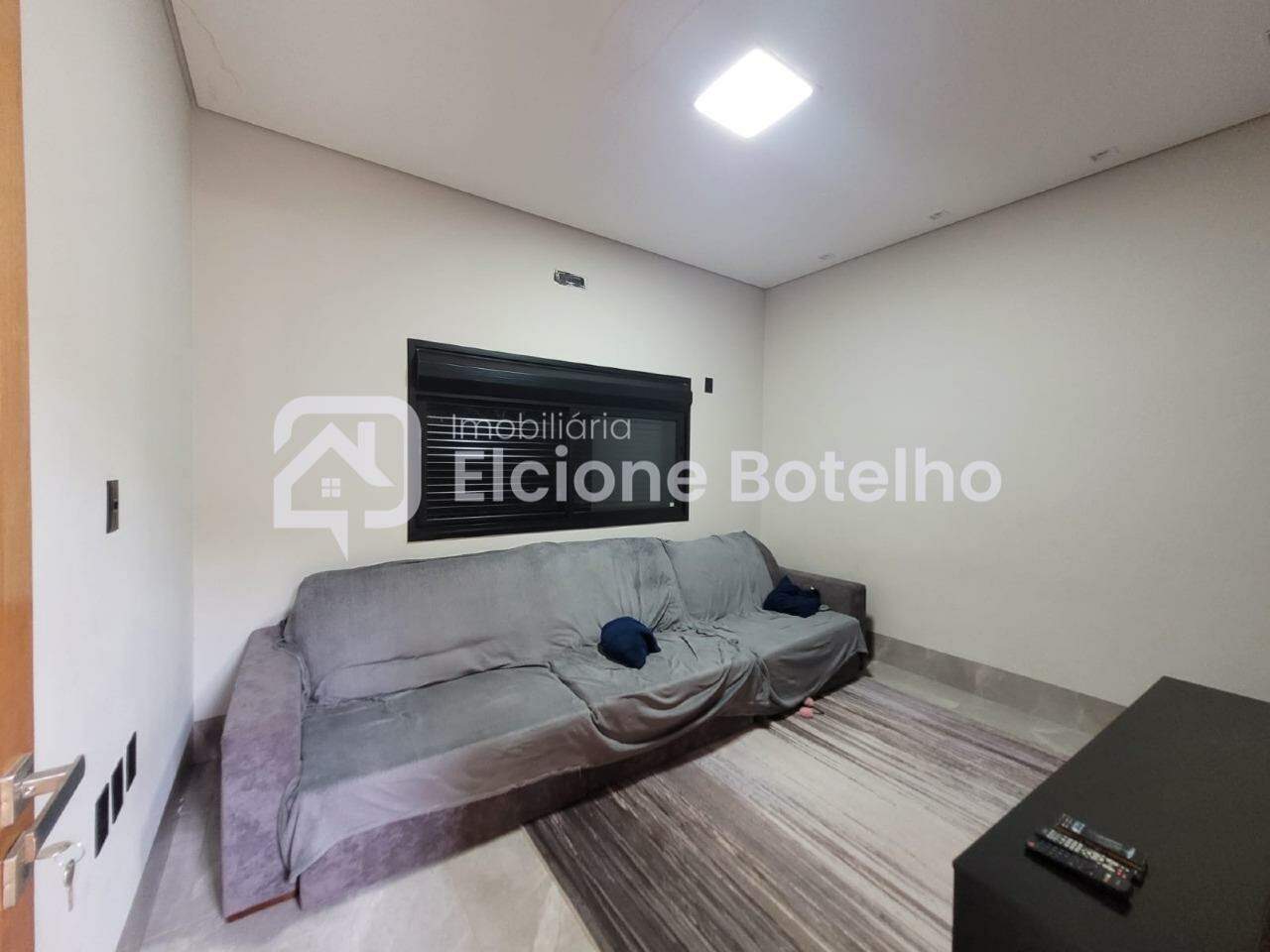 Casa à venda no JARDIM INCONFIDENCIA: 
