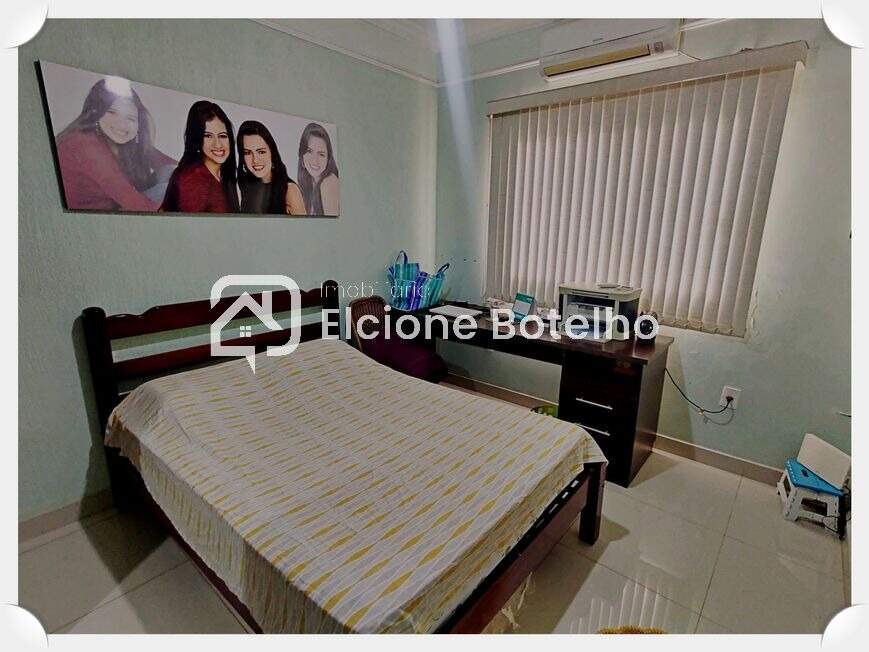 Casa à venda no SEGISMUNDO PEREIRA: 