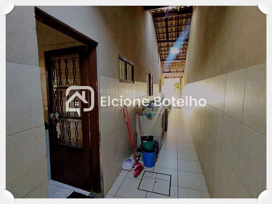 Casa à venda no PLANALTO: 