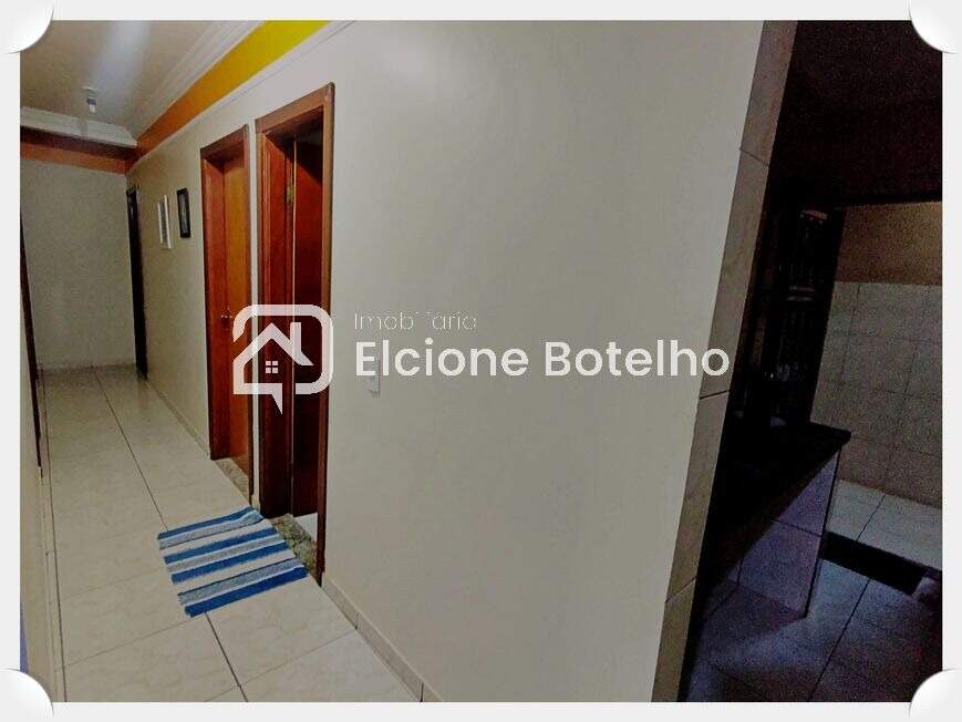 Casa à venda no PLANALTO: 