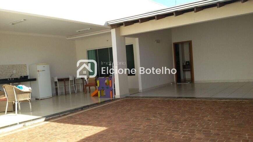 Casa à venda no NOVA UBERLANDIA: 