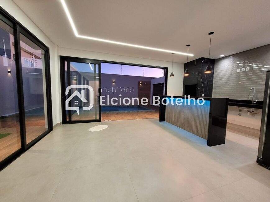 Casa à venda no PRAÇA ALTO UMUARAMA: 