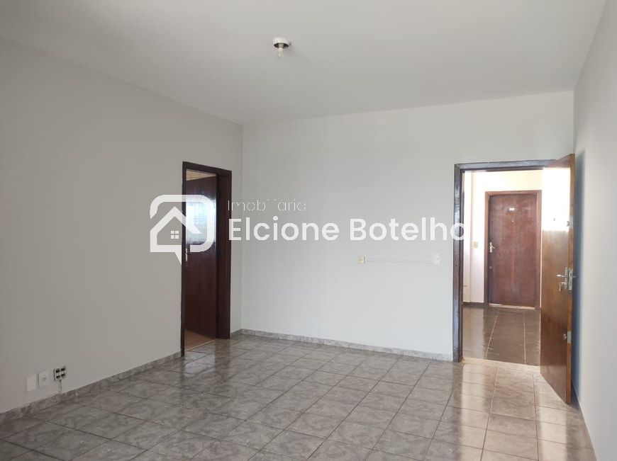 Apartamento para aluguel no MARTINS: 