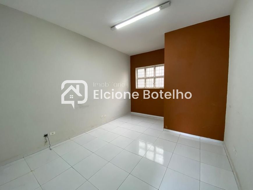 Prédio para aluguel no Centro: 