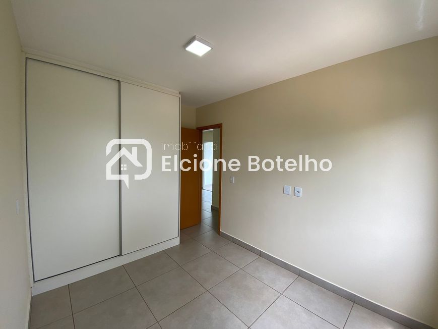 Apartamento para aluguel no ALTO UMUARAMA: 