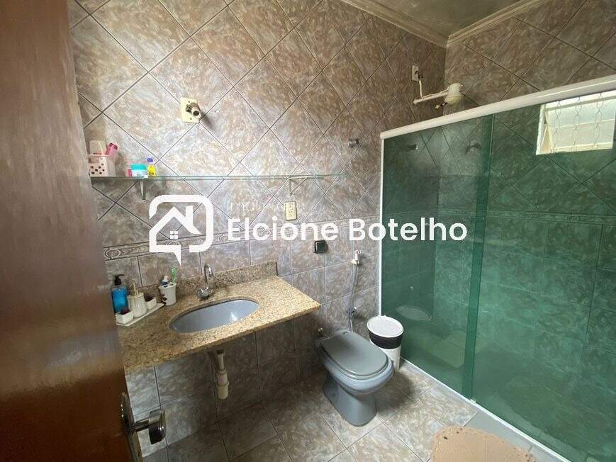 Casa à venda no JARDIM DAS PALMEIRAS: 