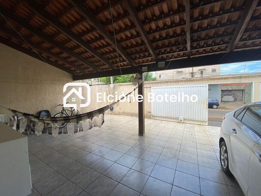 Casa à venda no JARDIM DAS PALMEIRAS: 