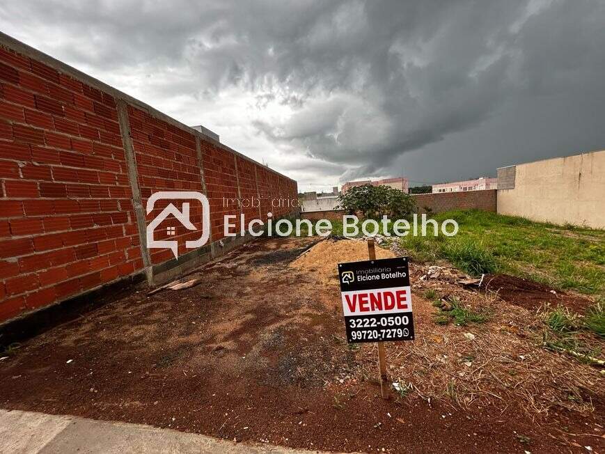 Terreno à venda no SHOPPING PARK: 