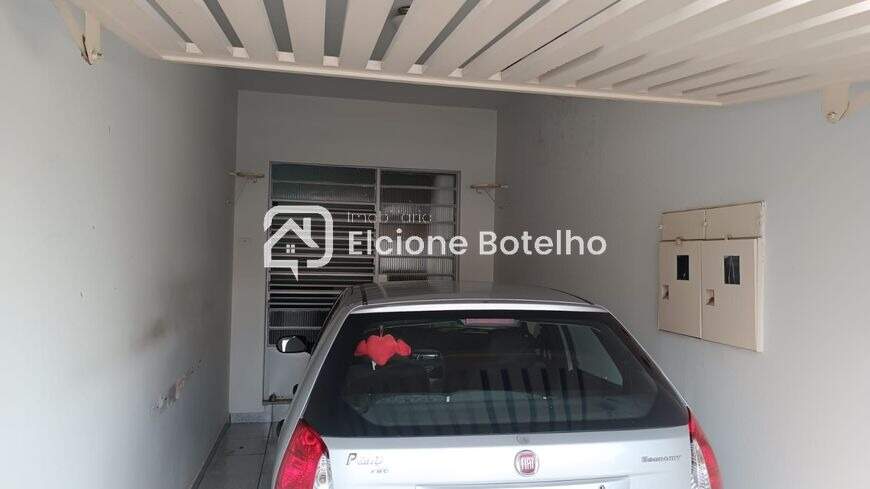 Casa à venda no MARTINS: 
