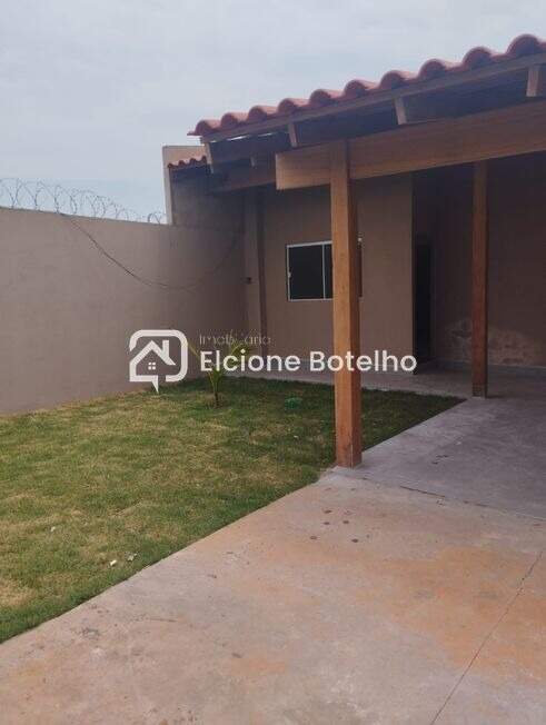 Casa à venda no LOTEAMENTO MONTE HEBRON: 