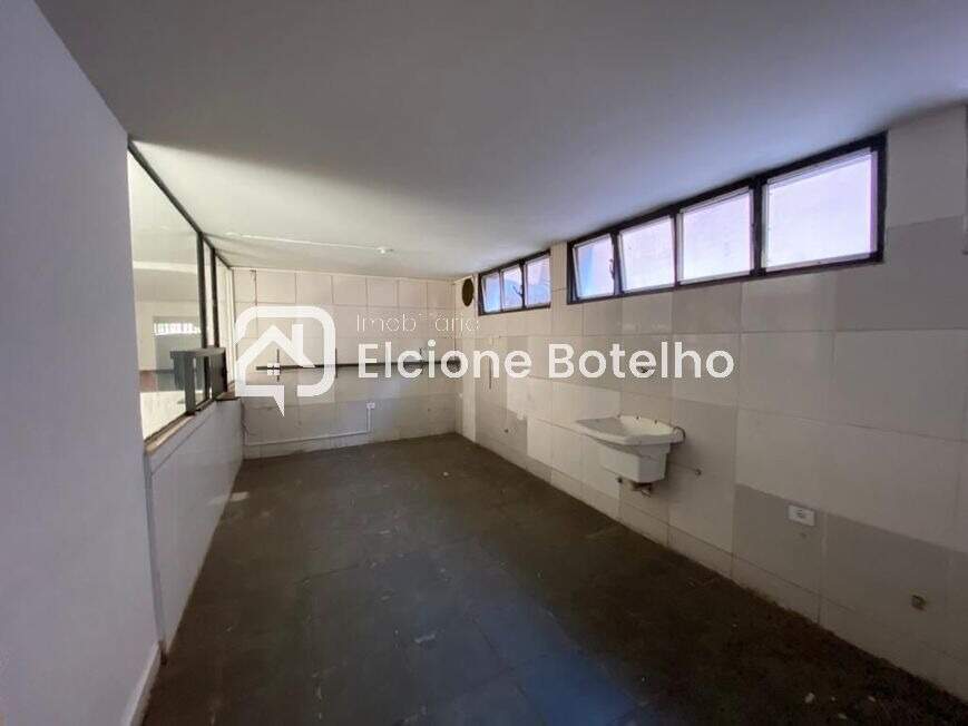 Casa Comercial à venda no Centro: 