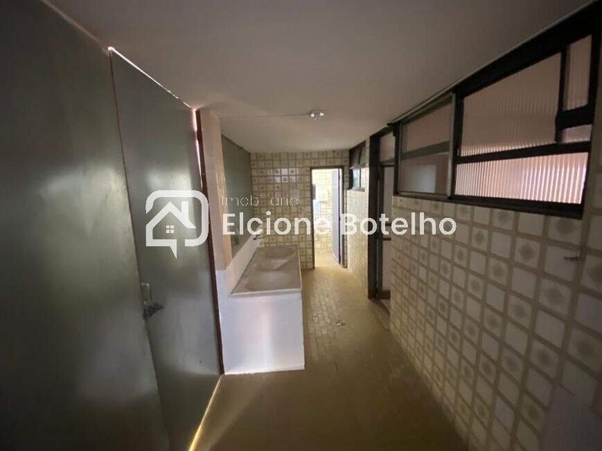 Casa Comercial à venda no Centro: 
