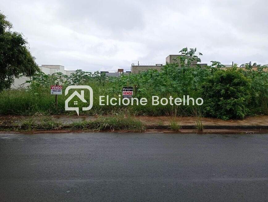 Terreno à venda no NOVO MUNDO: 