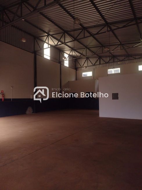 Galpão para aluguel no SEGISMUNDO PEREIRA: 