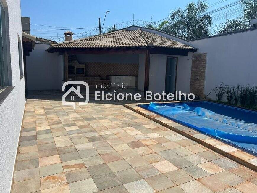 Casa à venda no ALTO UMUARAMA: 