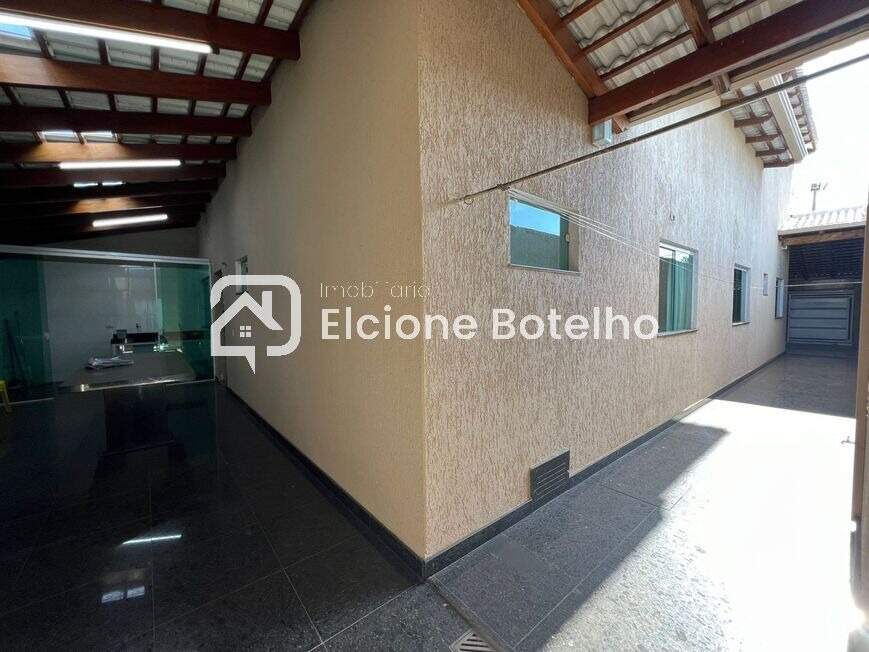 Casa à venda no JARDIM PATRICIA: 