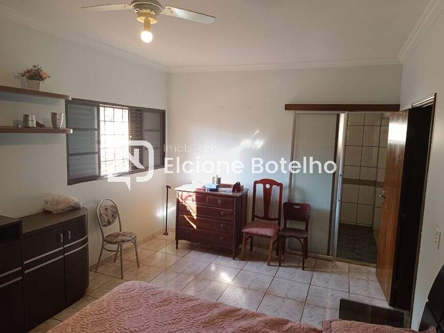 Sobrado à venda no PATRIMONIO: 