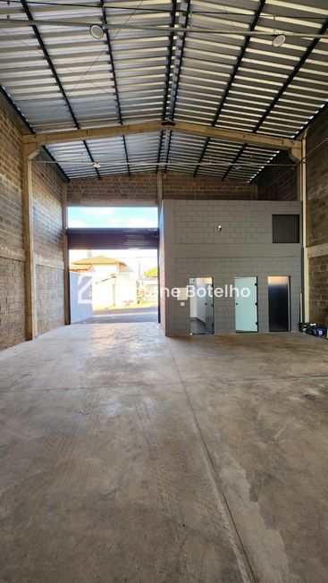 Galpão para aluguel no UMUARAMA: 