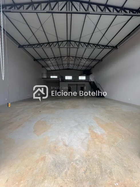 Galpão para aluguel no NOVO MUNDO: 