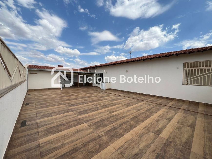 Casa para aluguel no PLANALTO: 