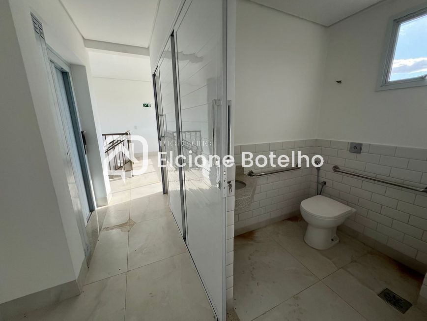 predio comercial para aluguel no JARAGUA: 