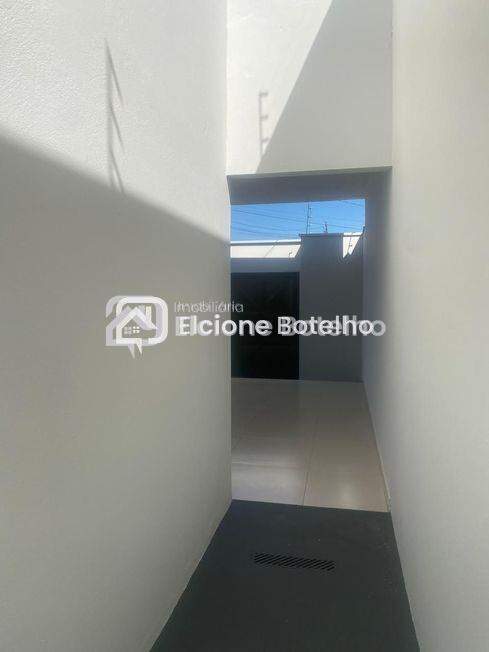 Casa à venda no OSVALDO REZENDE: 