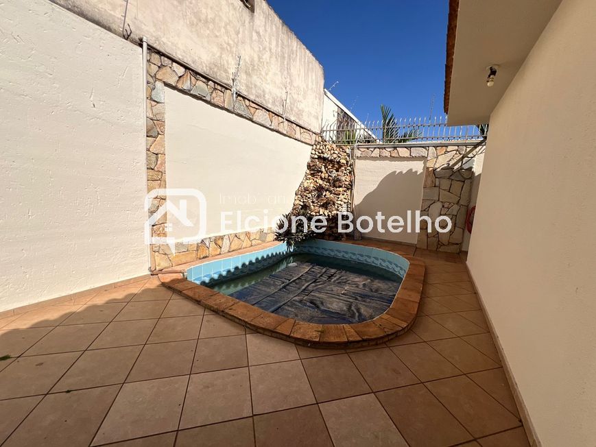 Casa para aluguel no SANTA MONICA: 