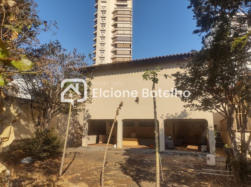 CASA COMERCIAL para aluguel no Centro: 